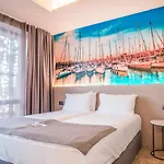 Hotel Aqua Paradise & Aqua Park 4*