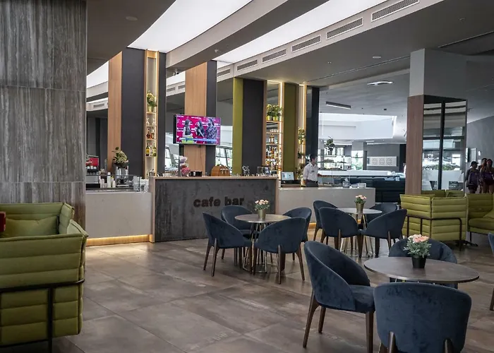 Hotel Aqua Paradise & Aqua Park Nesebar