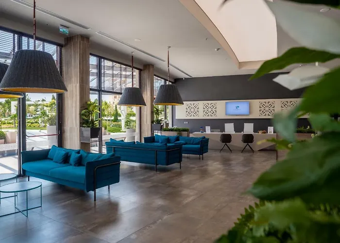 Aqua Paradise & Aqua Park 4*