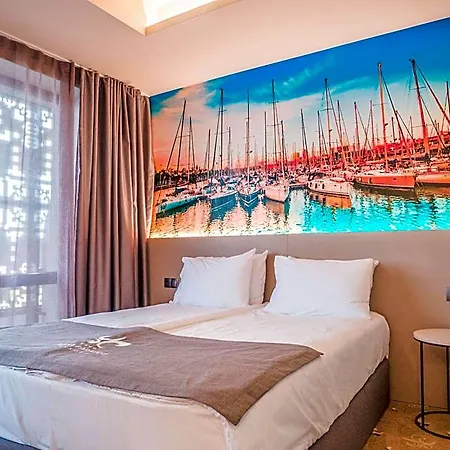 Aqua Paradise & Aqua Park 4* Nessebar