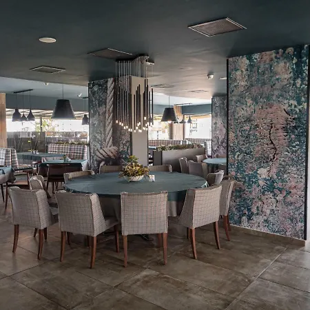 Hotel Aqua Paradise & Aqua Park Nesebar