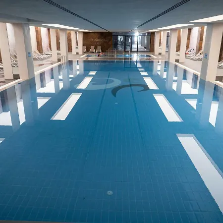 Aqua Paradise & Aqua Park ホテル 4*