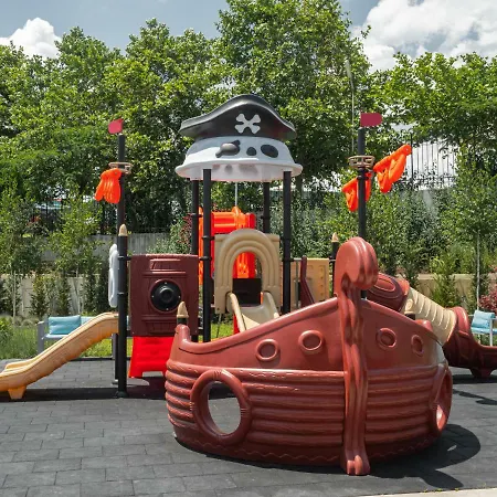 Aqua Paradise & Aqua Park 4* ネセバル